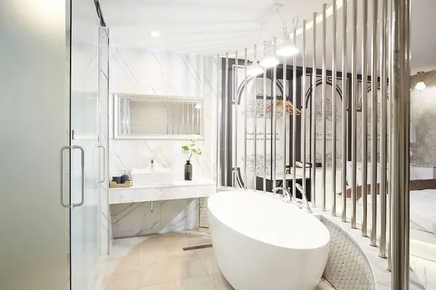 Oriental Suite