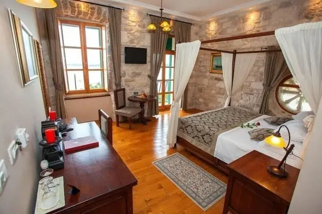 Deluxe Oda, Balkon, Deniz Manzaralı