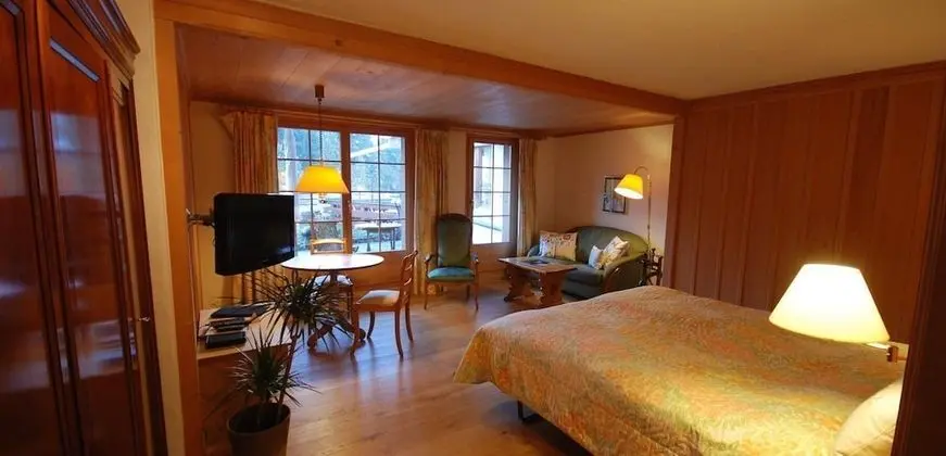 Deluxe Tek Büyük Yataklı Oda