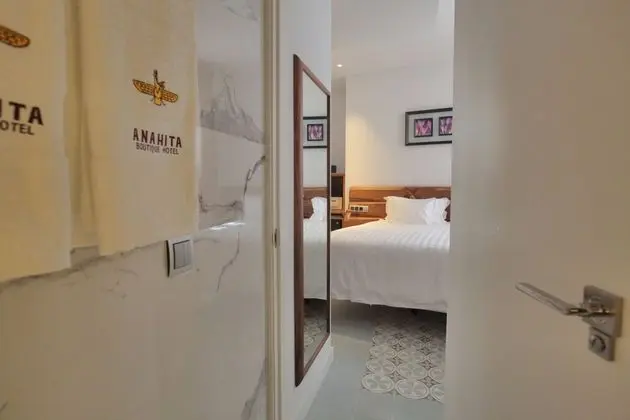 Classic Tek Büyük Yataklı Oda