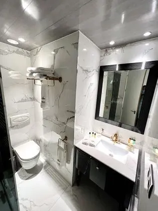 Classic Tek Büyük Yataklı Oda