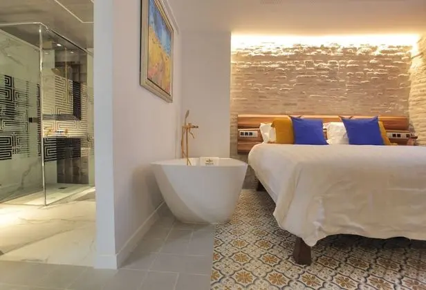 Deluxe Tek Büyük Yataklı Oda