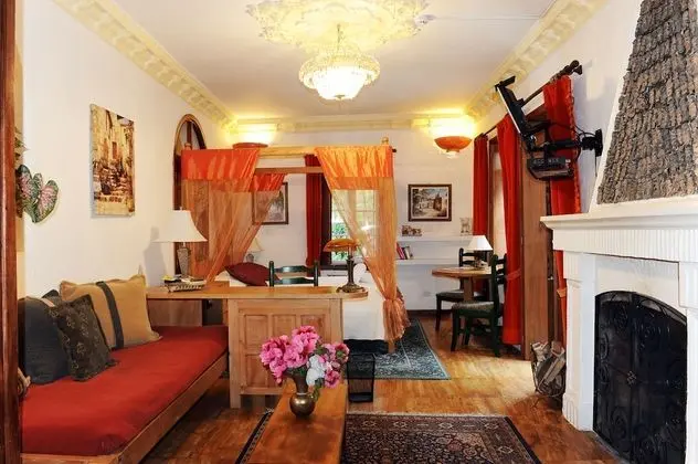 Deluxe suite with chimeney and garden - 2pax