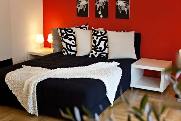 Studio (4 Adults)