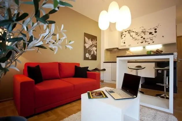 Studio (4 Adults)