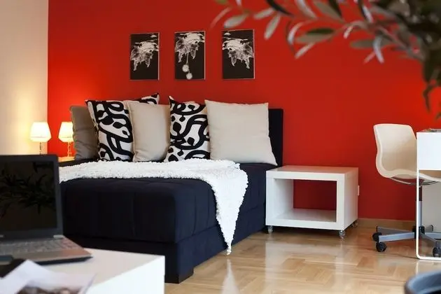 Studio (4 Adults)