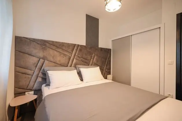 Apart Daire, 2 Yatak Odası (1)