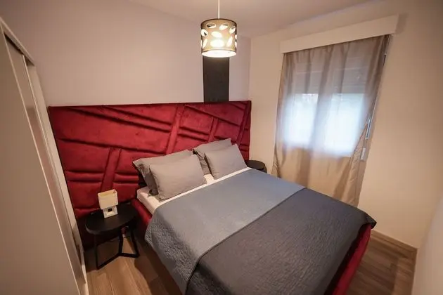 Apart Daire, Havuz Manzaralı, Zemin Kat