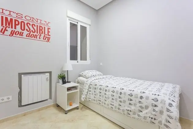 Design Apart Daire, 2 Yatak Odası (Beautiful Apt. Historic District -Sol)