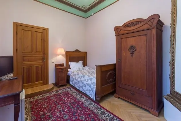 Üç Kişilik Oda, Özel Banyo