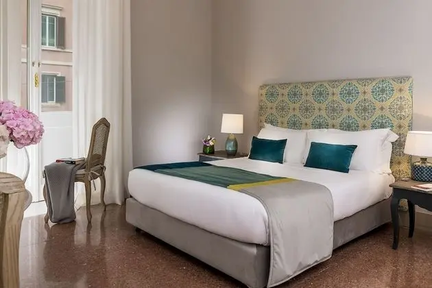 Junior Tek Büyük veya İki Ayrı Yataklı Oda, Birden Çok Yatak, Sigara İçilmez, Balkon