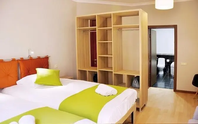 Deluxe Tek Büyük veya İki Ayrı Yataklı Oda