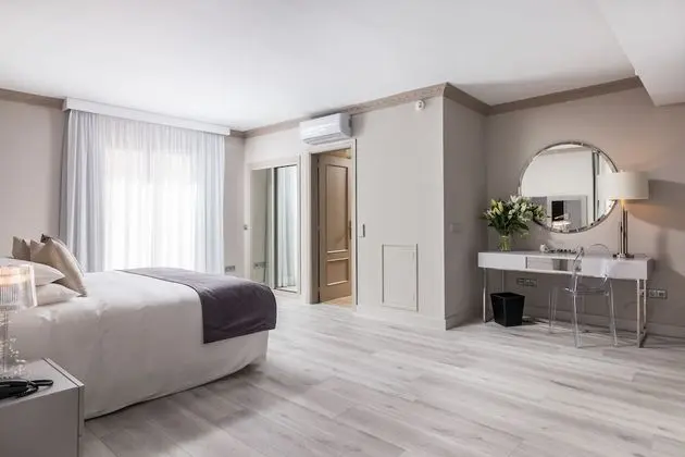 Deluxe Tek Büyük Yataklı Oda (Paseo)