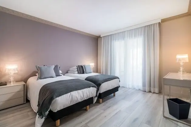 Standard Tek Büyük Yataklı Oda, Balkon, Kısmi Deniz Manzarası