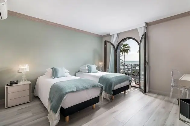 Standard Tek Büyük Yataklı Oda, Balkon, Kısmi Deniz Manzarası