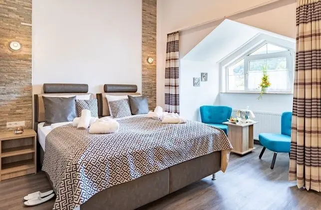 Comfort Tek Büyük Yataklı Oda
