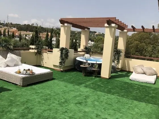 Süit, 1 En Büyük (King) Boy Yatak, Jakuzi