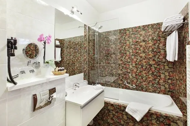 Comfort Süit (2 Adults with Spa Access)