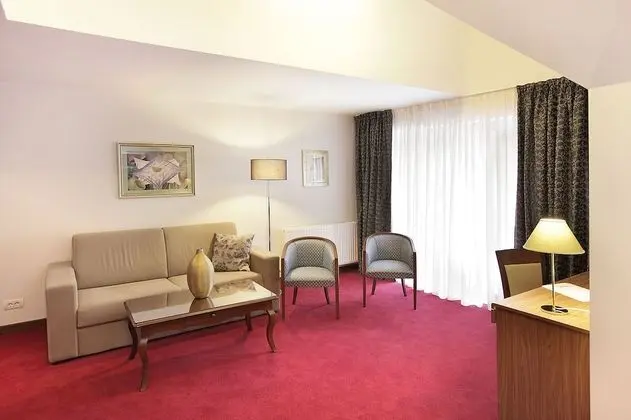 Executive Süit (2 Adults with Spa Access)