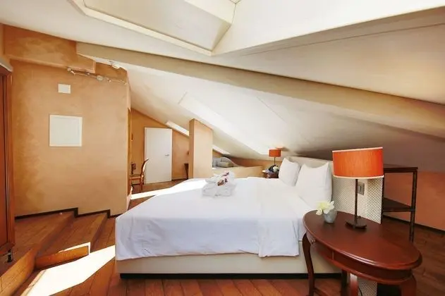 Junior Çatı Katı (Loft)