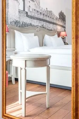 Tek Büyük Yataklı Oda (Style)