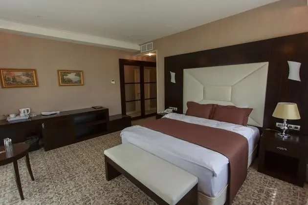 Superior Tek Büyük Yataklı Oda