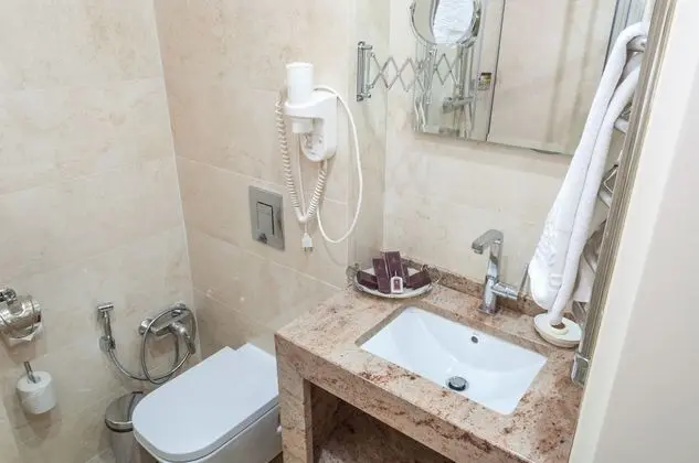 Superior Tek Büyük Yataklı Oda