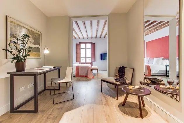 1 Çift Kişilik Veya 2 Tek Kişilik Yatak Deluxe