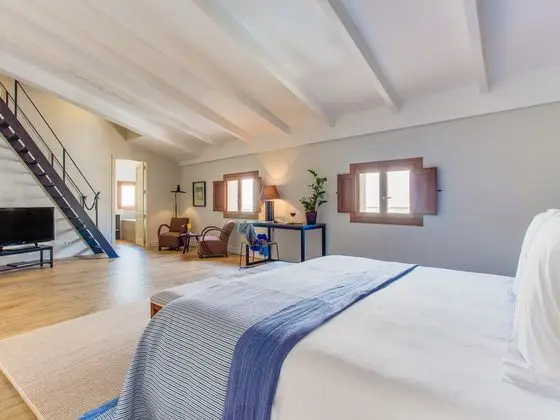 Junior Suit Standard