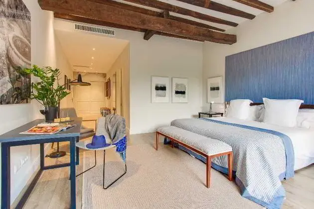 Junior Suit Standard