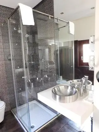 Junior Tek Büyük Yataklı Oda