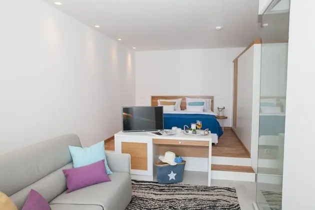 Deluxe Tek Büyük Yataklı Oda, Balkon, Deniz Manzaralı