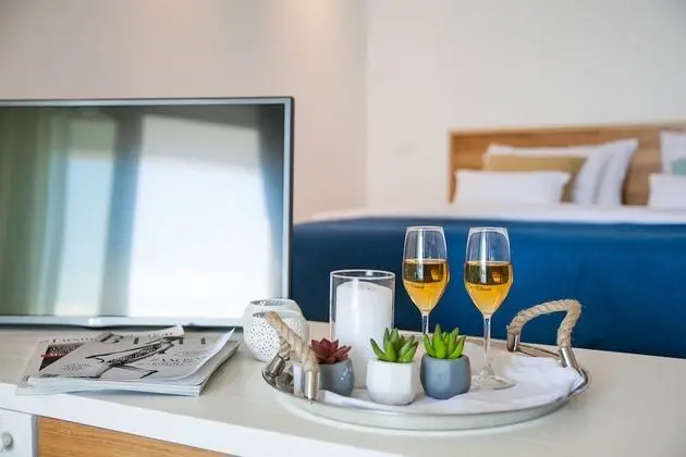 Deluxe Tek Büyük Yataklı Oda, Balkon, Deniz Manzaralı