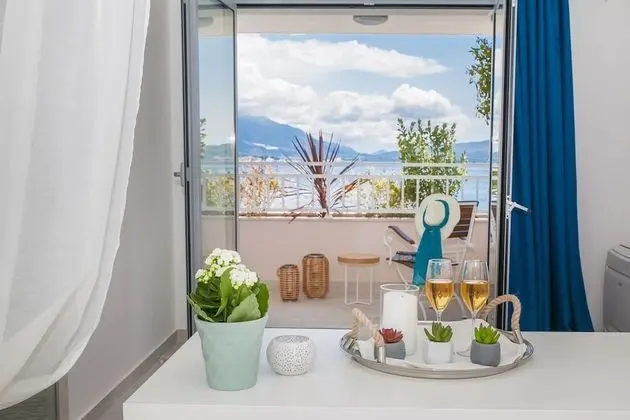 King Double Room, Balcony, Sea View
