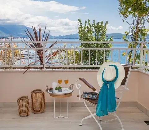 King Double Room, Balcony, Sea View