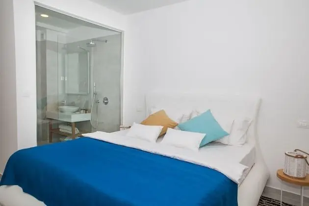 Tek Büyük Yataklı Oda, Balkon, Bahçe Manzaralı
