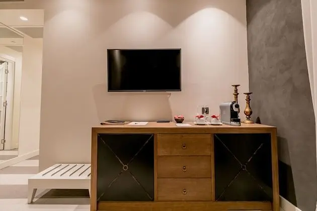Süit, 1 Yatak Odası, Kısmi Deniz Manzaralı