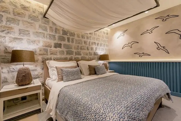 Tek Büyük Yataklı Oda, Balkon, Deniz Manzaralı