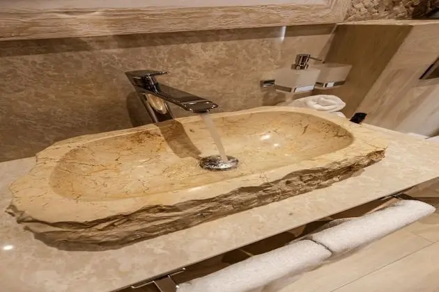 Deluxe Tek Büyük Yataklı Oda, Deniz Manzaralı