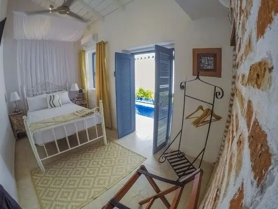 Classic Tek Büyük Yataklı Oda, 1 Çift Kişilik Yatak, Havuz Manzaralı