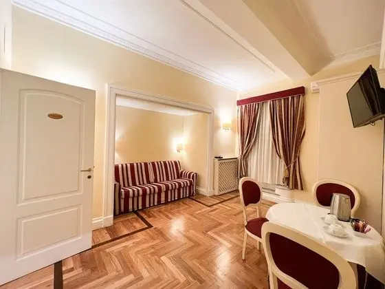 Stüdyo Süit, Balkon