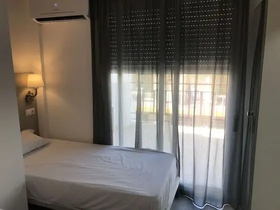 Tek Büyük Yataklı Oda, Teras, Şehir Manzaralı