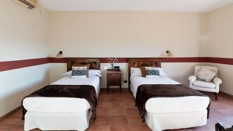 Superior Üç Kişilik Oda, Özel Banyo