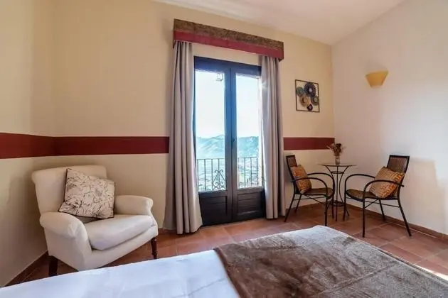 Superior Üç Kişilik Oda, Özel Banyo