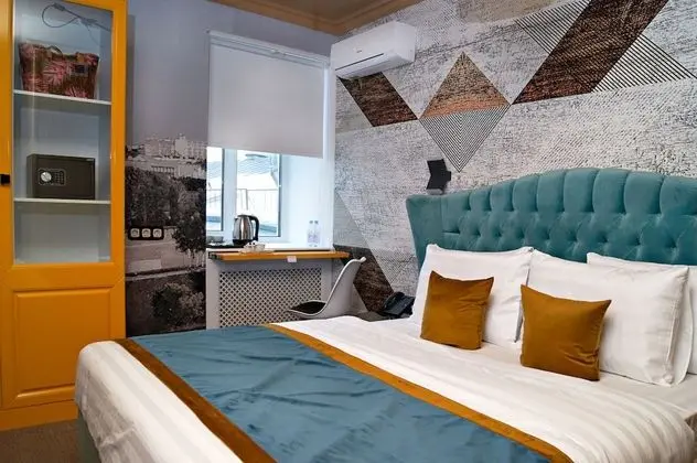 Comfort Tek Büyük veya İki Ayrı Yataklı Oda