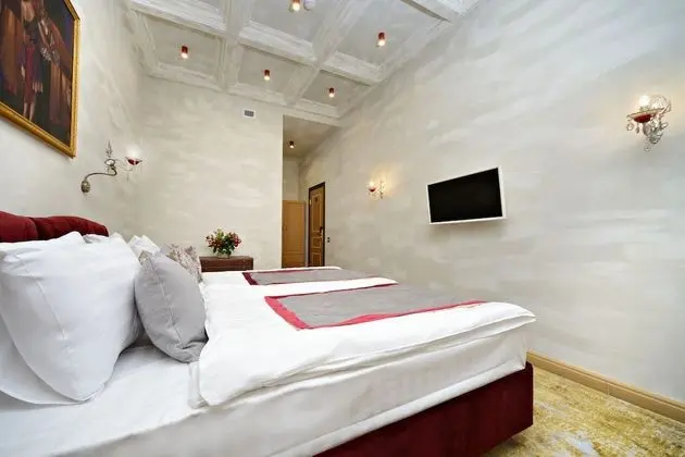 Comfort Tek Büyük veya İki Ayrı Yataklı Oda