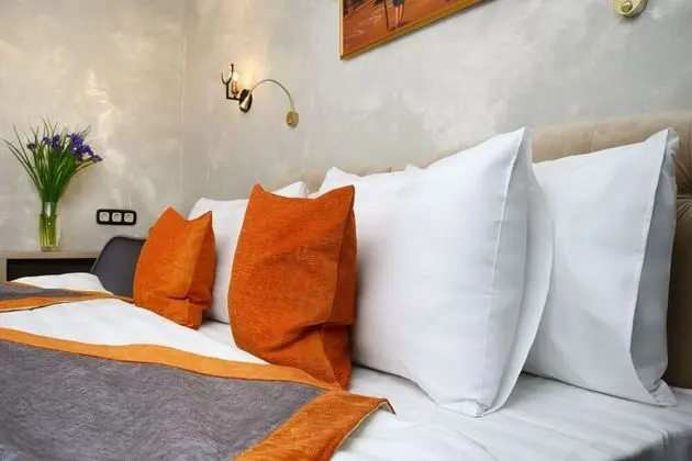 Comfort Tek Büyük veya İki Ayrı Yataklı Oda