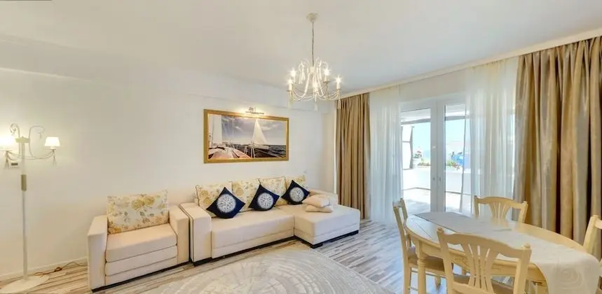 Deluxe Stüdyo Süit, 1 Yatak Odası, Plaj Manzaralı, Denize Sıfır