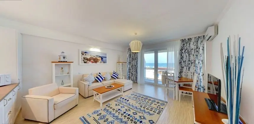 Deluxe Stüdyo Süit, 1 Yatak Odası, Plaj Manzaralı, Denize Sıfır