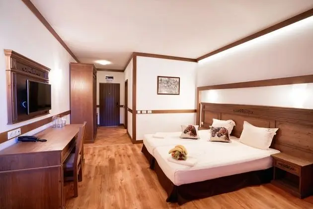 Luxury Tek Büyük Yataklı Oda